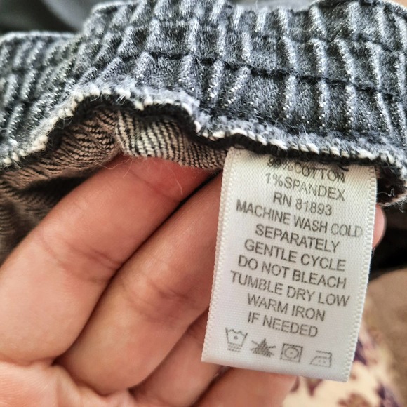 d & co| Black Elastic Waistband Womens Jeans Size L - Picture 4 of 5